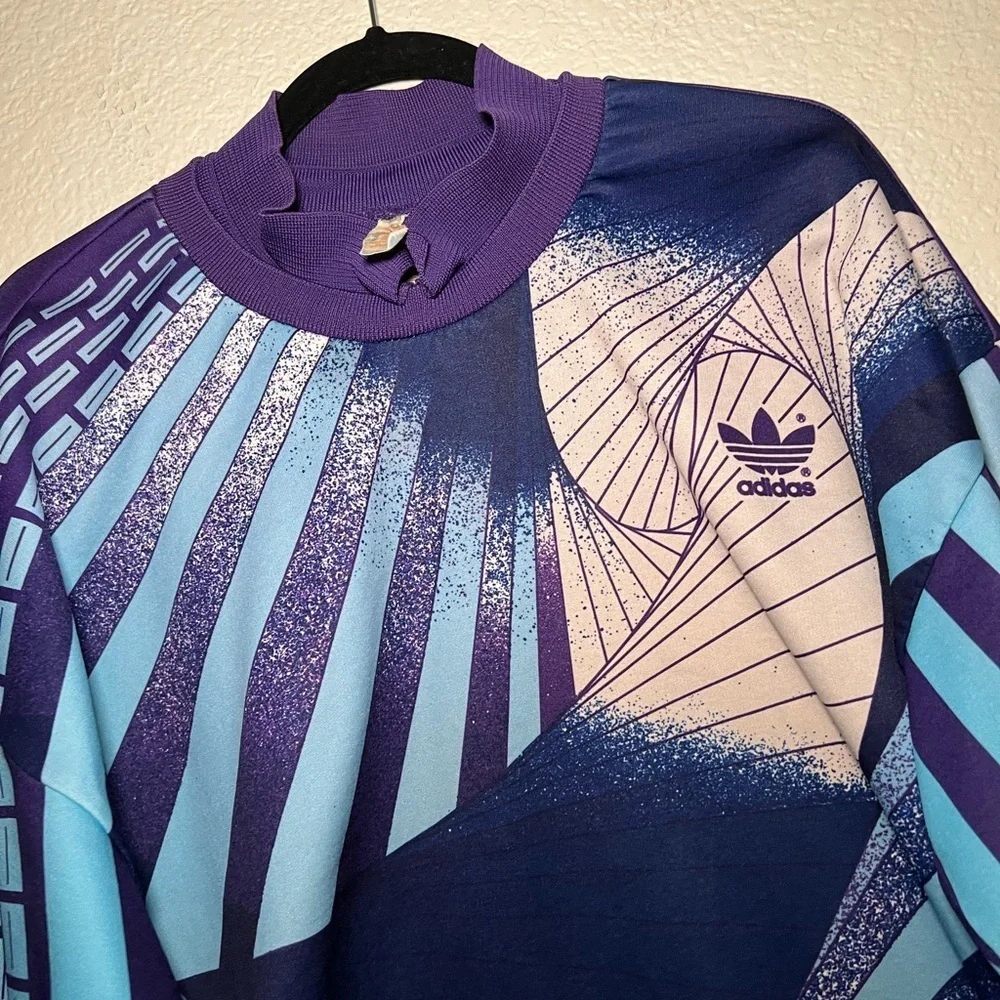 ⚽️Adidas Vintage 90s Long Sleeve Goal Keeper Soccer Jersey⚽️ - Picture 9 of 15